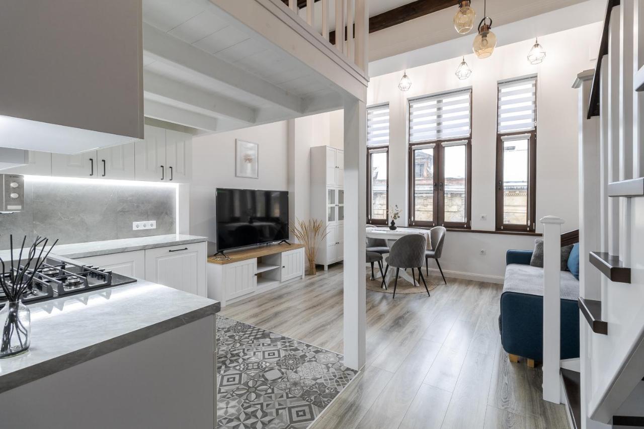 Inshiapartments On Slovatskoho Str Львов Экстерьер фото