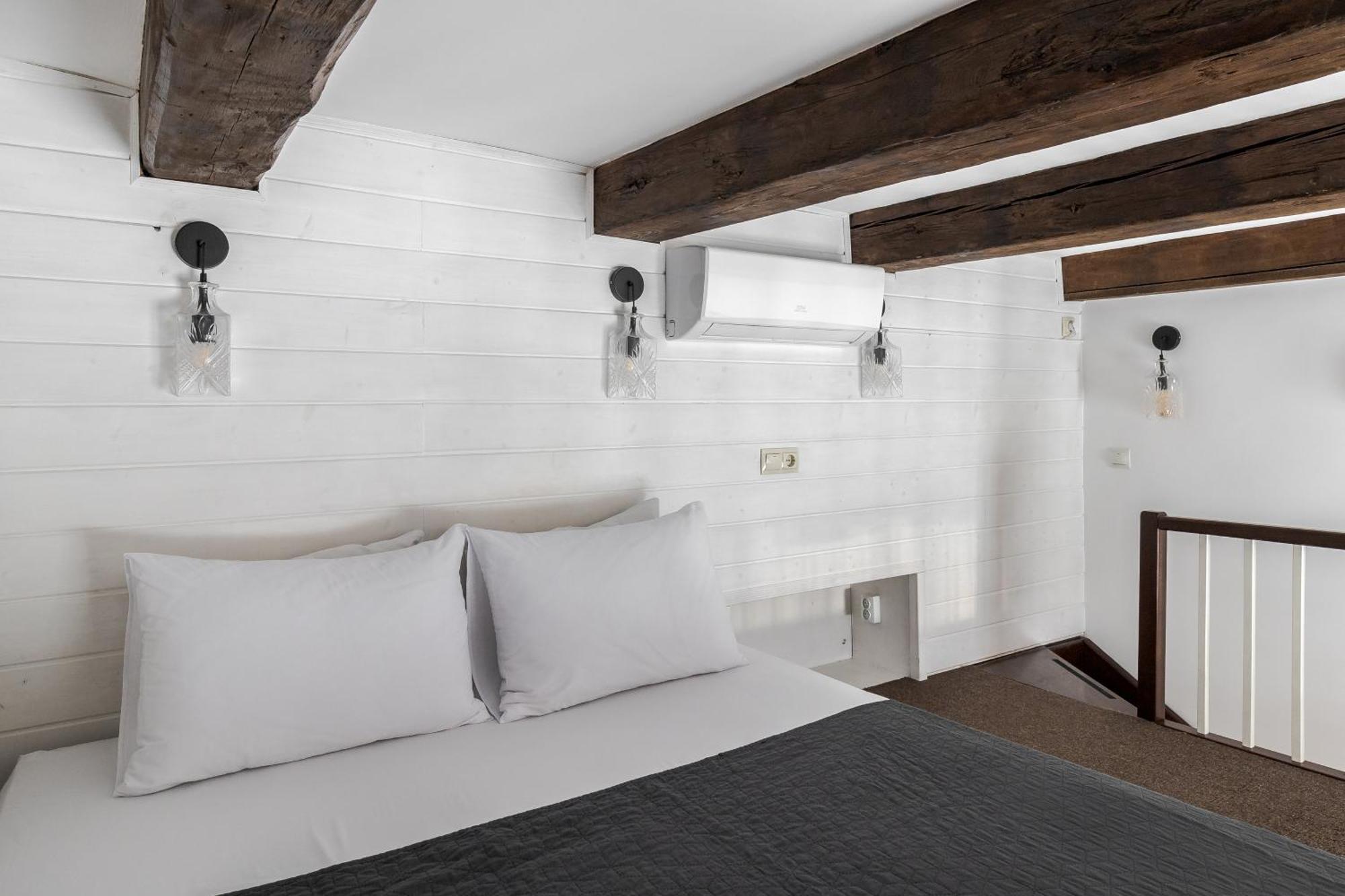 Inshiapartments On Slovatskoho Str Львов Экстерьер фото